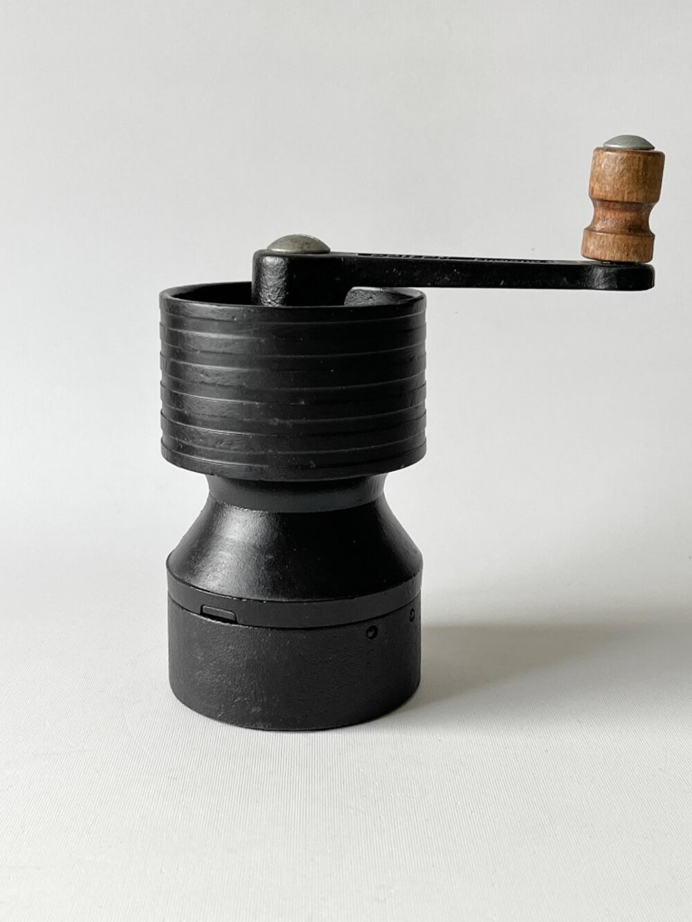 Vintage Salter England Cast Iron Coffee Grinder Manual Mill Robert Welch Style